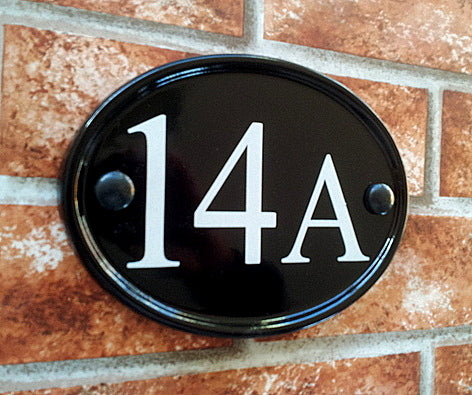 Small Classic Oval Number Sign - 150mm x 115mm - House Sign Shop